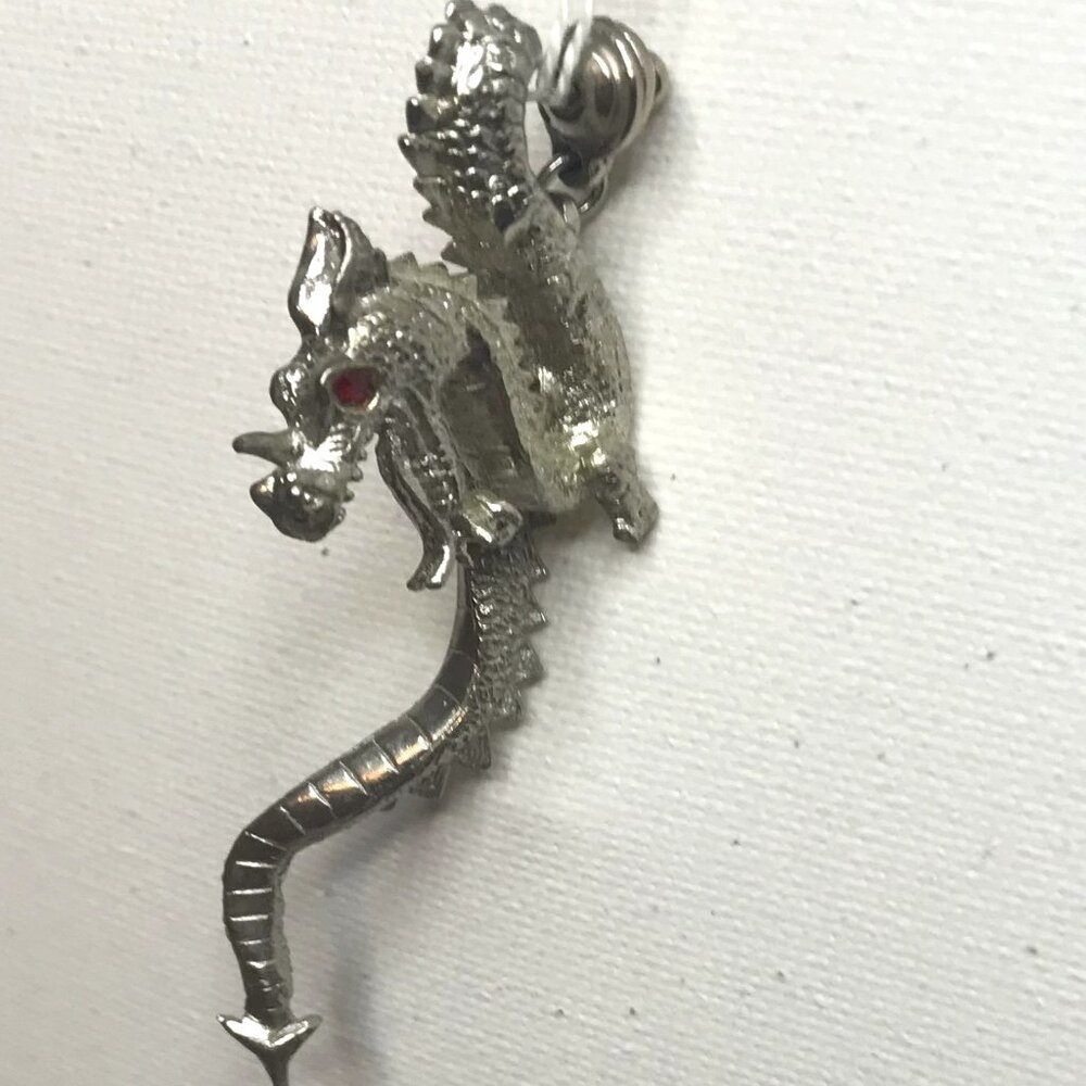 Dragon earing